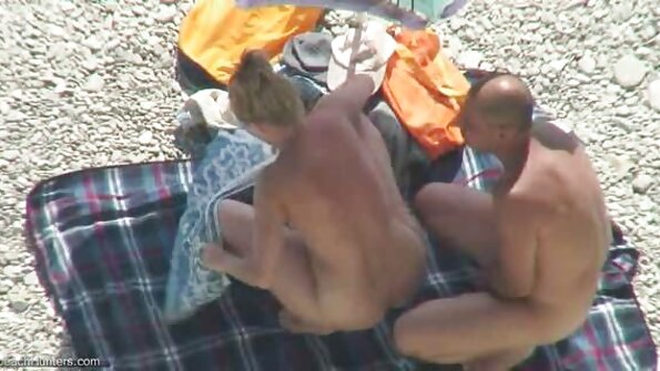 Sexe pendant que son mari est au xnxx femme vierge travail