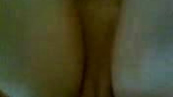 J'ai décidé d'embrasser ma demi-soeur le week-end xnxx vierge