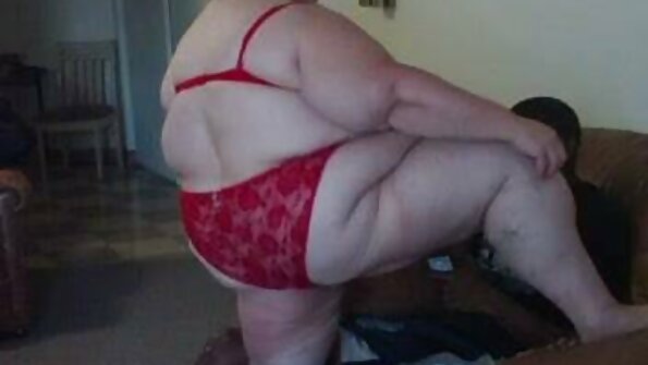 Sexe matinal sur le balcon après le porno fille arabe vierge petit déjeuner
