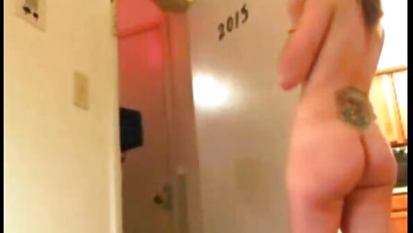 Gangbang anal dans le sex xxx vierge lit belle-mère