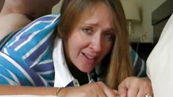 Si video porno fille vierge vous voulez rendre votre homme heureux, n'oubliez pas de lui botter le cul!